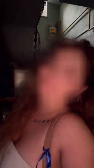Aleyna, 24