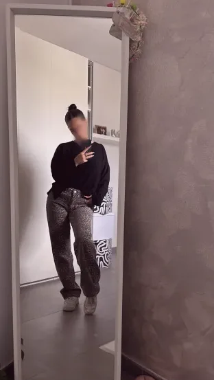 Antonia, 21