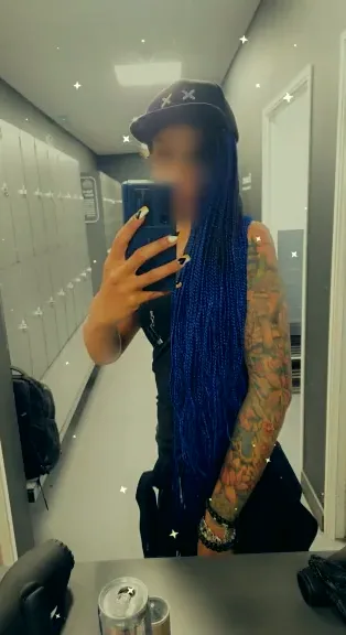 Claudia, 34