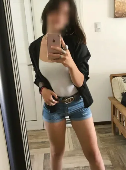 Dilara, 29