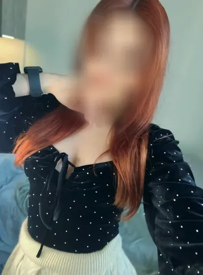 Emilia, 26