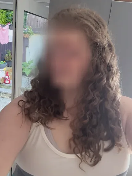 Gizem, 29