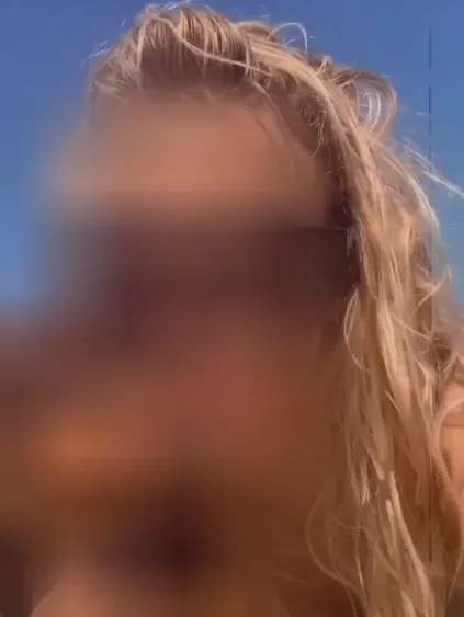 Jana, 35
