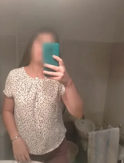Juliane, 21