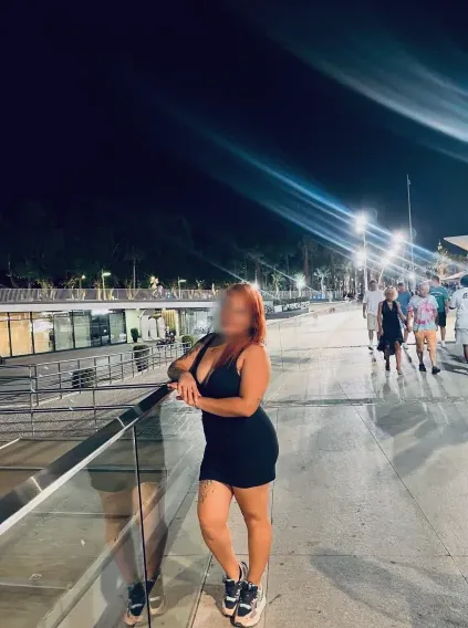 Linda, 40