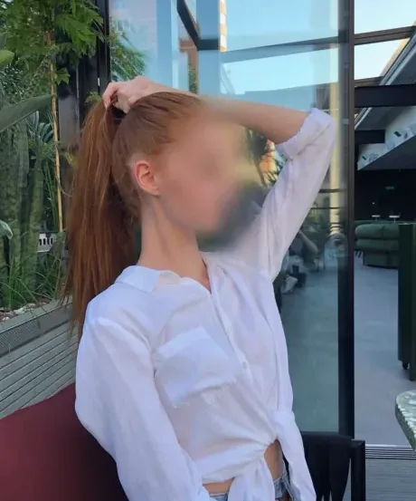 Melike, 23