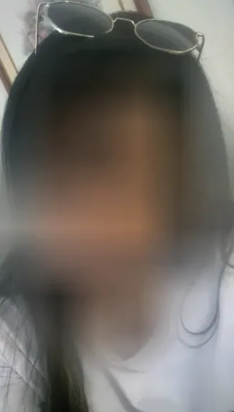 Melina, 33