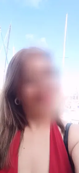 Nele, 35