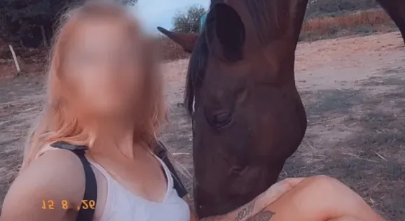 Romy, 33