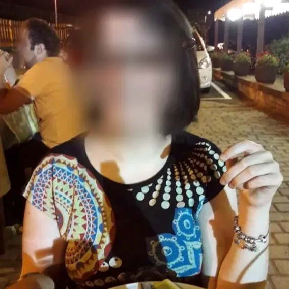 Sarah, 32